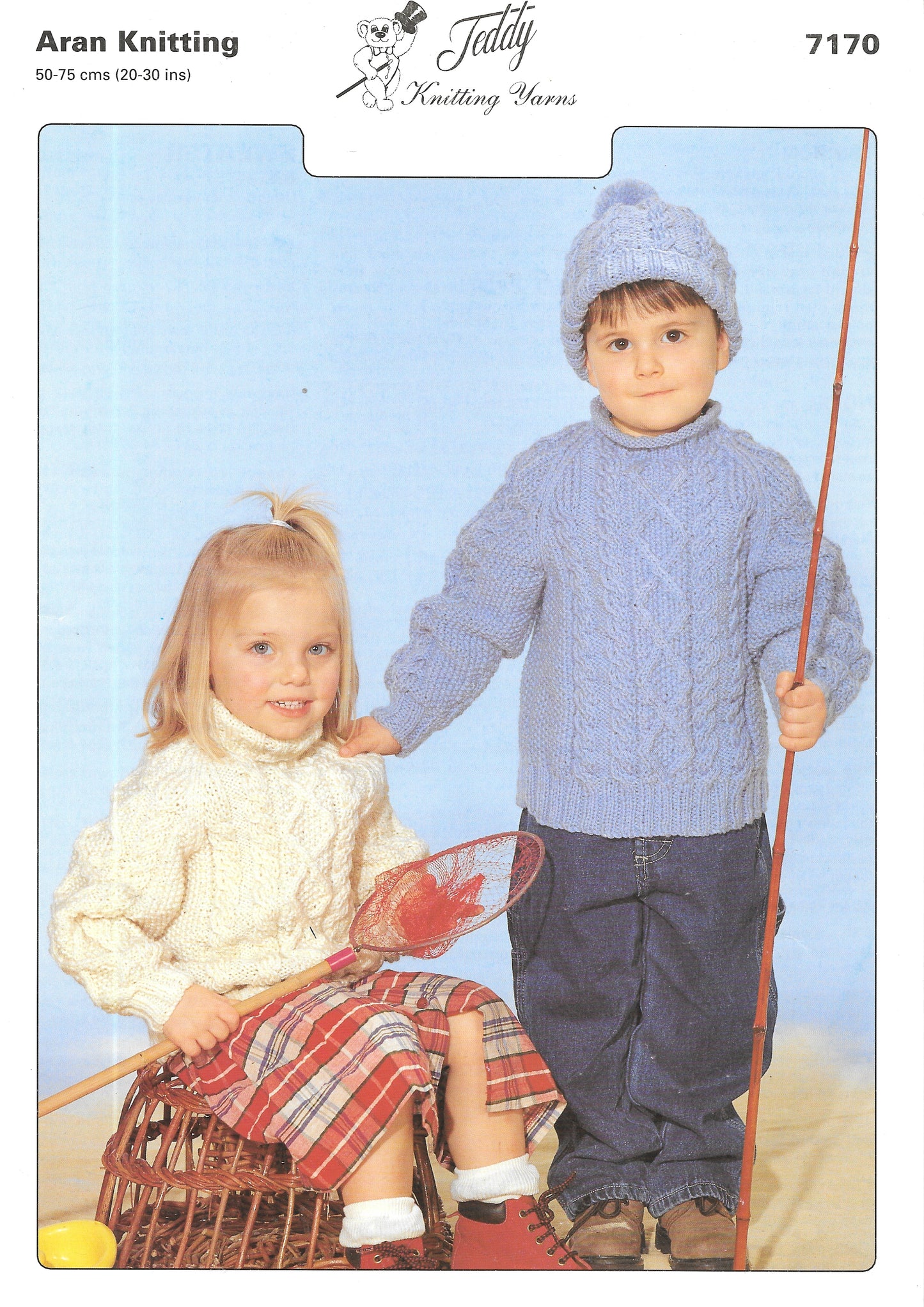 PRELOVED Teddy 7170 Knitting Pattern - Aran Children's sweaters