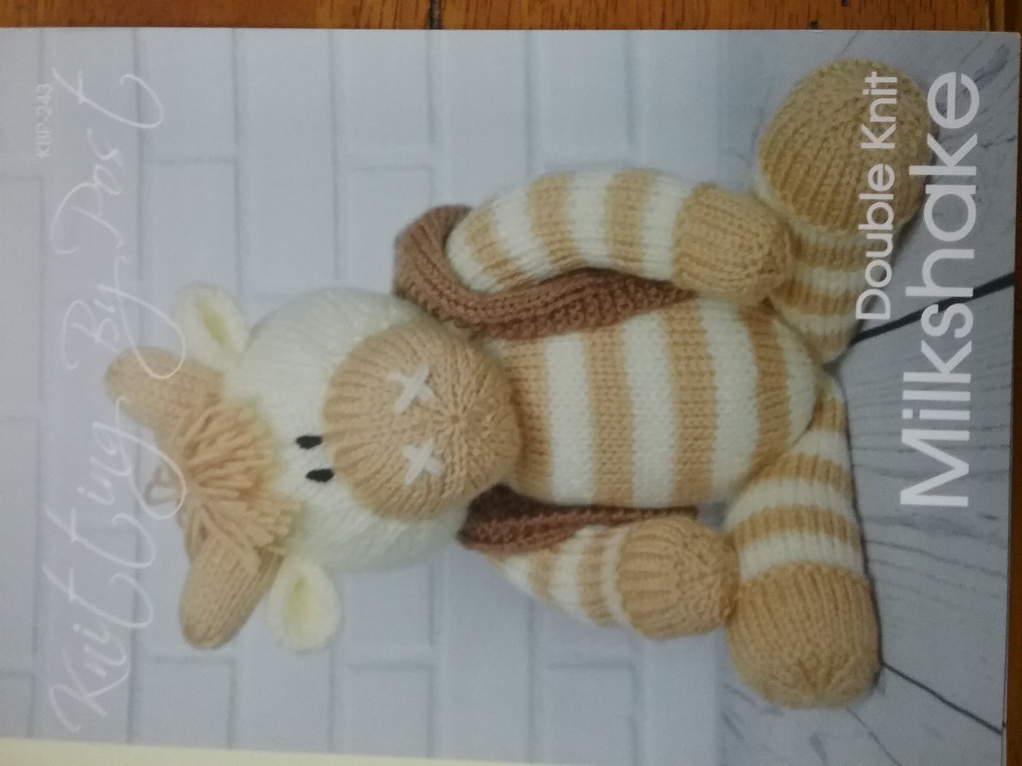 KBP-243 Milkshake toy in DK knitting pattern