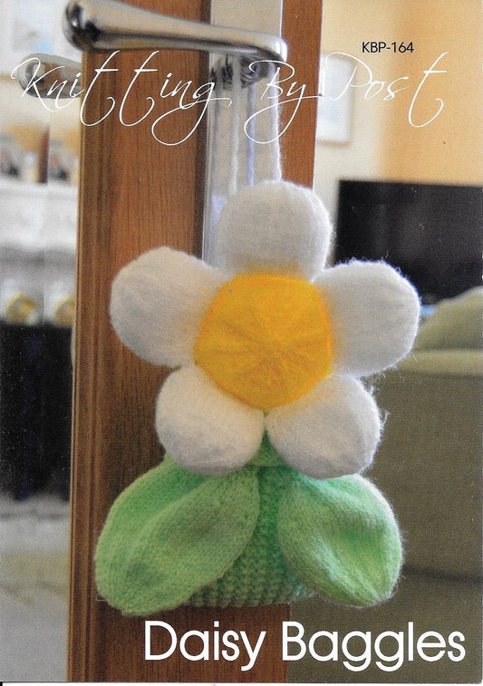 KBP164 Daisy Baggles toy in Dk knitting pattern