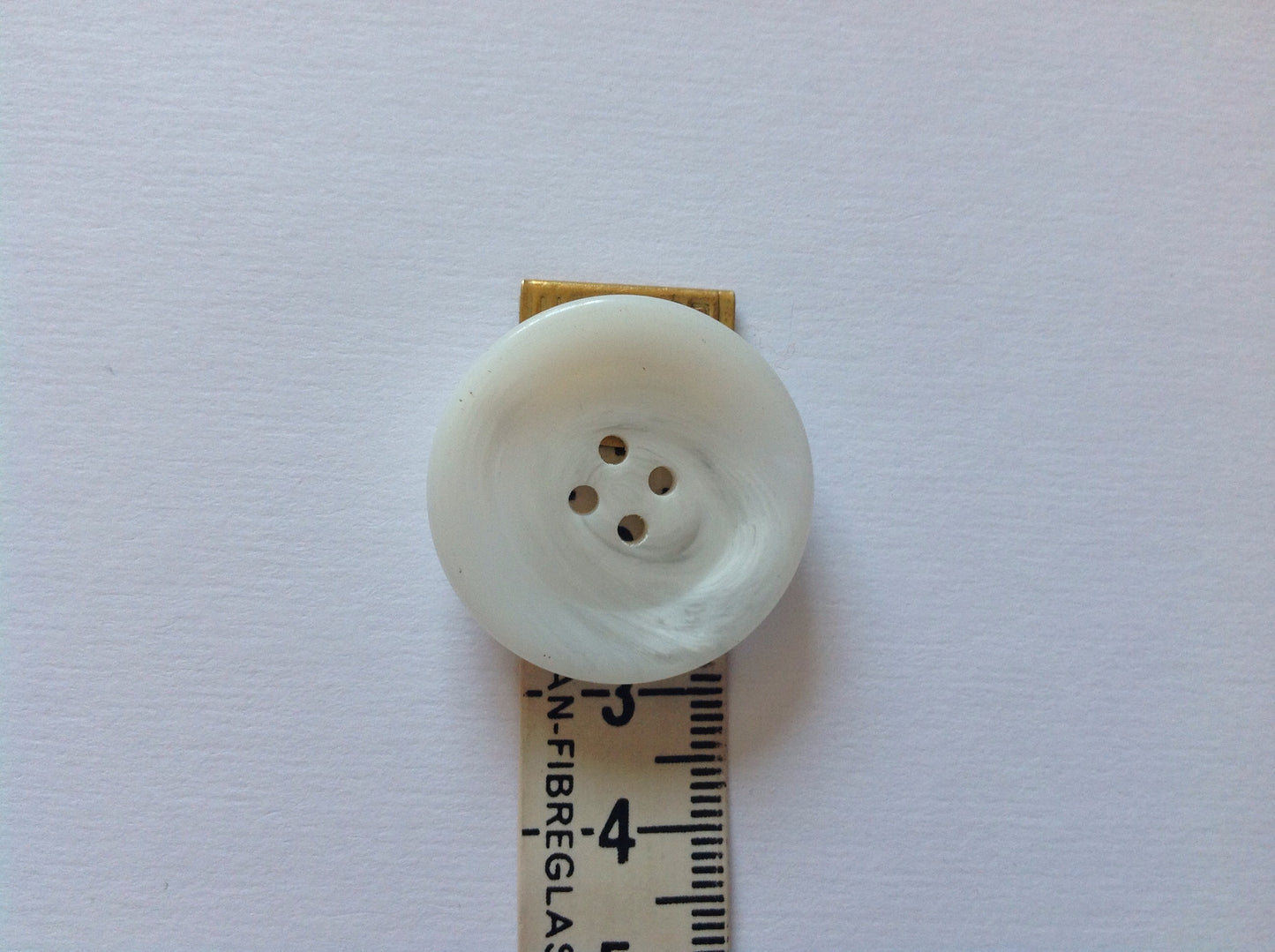 White Swirl 4 Holes Resin Buttons