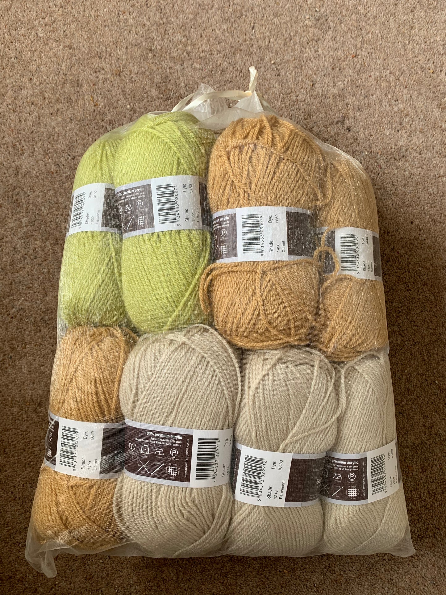 Cablemagoria Knit Along - Meadow